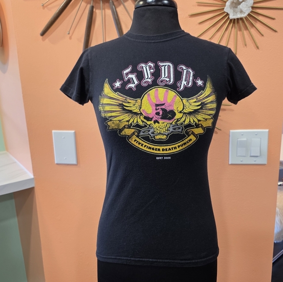 Five Finger Death Punch Tee M Metal Band Tour 2014 Merch Baby T-shirt Concert - Picture 1 of 12